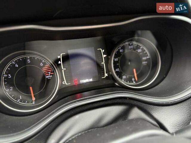 Джип Cherokee, об'ємом двигуна 2.36 л та пробігом 183 тис. км за 9999 $, фото 16 на Automoto.ua
