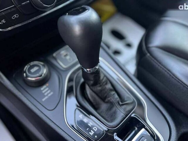 Джип Чероки, объемом двигателя 2.4 л и пробегом 89 тыс. км за 17300 $, фото 19 на Automoto.ua