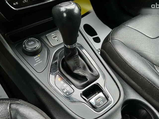 Джип Cherokee, об'ємом двигуна 0 л та пробігом 142 тис. км за 16999 $, фото 15 на Automoto.ua