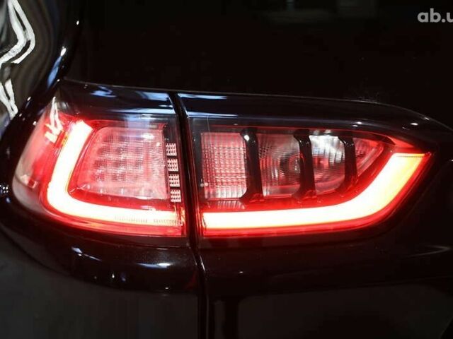 Джип Чероки, объемом двигателя 2.4 л и пробегом 21 тыс. км за 21500 $, фото 9 на Automoto.ua