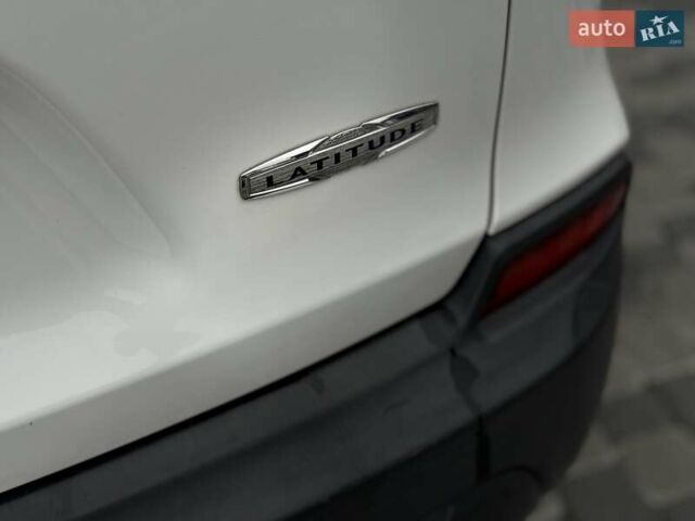 Джип Cherokee, об'ємом двигуна 2.36 л та пробігом 183 тис. км за 9999 $, фото 9 на Automoto.ua
