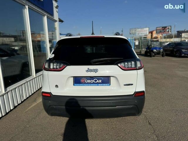 Джип Чероки, объемом двигателя 2.4 л и пробегом 230 тыс. км за 15300 $, фото 24 на Automoto.ua