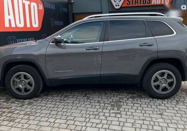Джип Cherokee, об'ємом двигуна 3.2 л та пробігом 125 тис. км за 19000 $, фото 9 на Automoto.ua