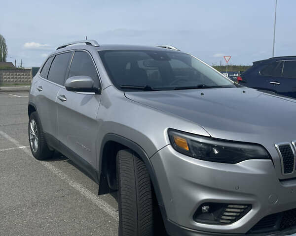 Джип Cherokee, об'ємом двигуна 2 л та пробігом 104 тис. км за 17000 $, фото 2 на Automoto.ua