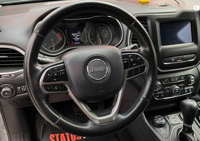 Джип Cherokee, об'ємом двигуна 3.2 л та пробігом 125 тис. км за 19000 $, фото 20 на Automoto.ua