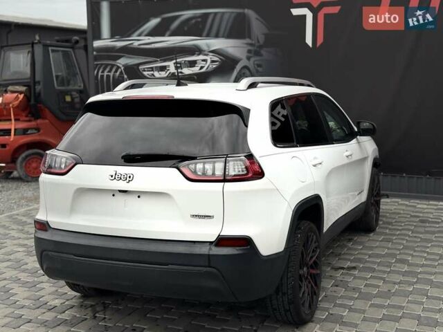 Джип Cherokee, об'ємом двигуна 2.36 л та пробігом 183 тис. км за 9999 $, фото 8 на Automoto.ua