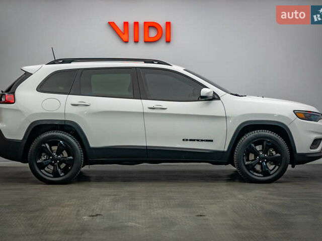 Джип Чероки, объемом двигателя 2.4 л и пробегом 114 тыс. км за 17339 $, фото 3 на Automoto.ua