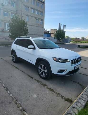 Джип Cherokee, об'ємом двигуна 3.2 л та пробігом 49 тис. км за 22000 $, фото 4 на Automoto.ua