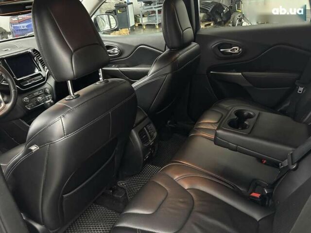 Джип Чероки, объемом двигателя 3.2 л и пробегом 92 тыс. км за 17900 $, фото 11 на Automoto.ua