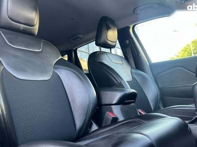 Джип Чероки, объемом двигателя 2.4 л и пробегом 89 тыс. км за 17300 $, фото 22 на Automoto.ua