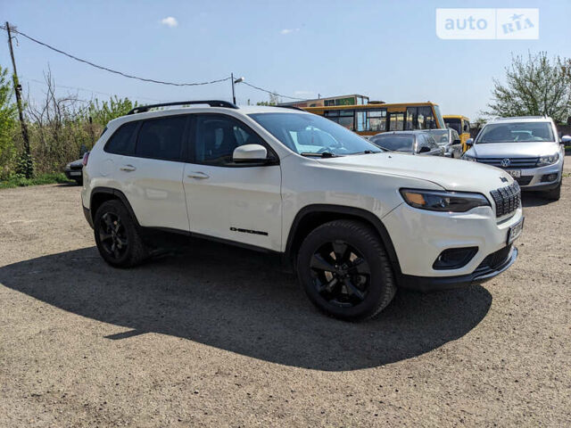 Джип Cherokee, об'ємом двигуна 2.4 л та пробігом 117 тис. км за 20500 $, фото 2 на Automoto.ua