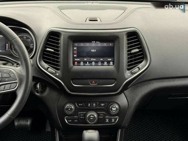 Джип Чероки, объемом двигателя 2.4 л и пробегом 87 тыс. км за 15350 $, фото 16 на Automoto.ua