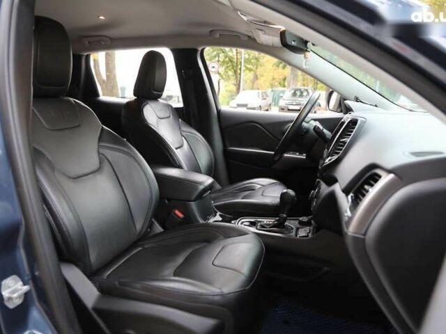 Джип Чероки, объемом двигателя 3.2 л и пробегом 157 тыс. км за 18500 $, фото 10 на Automoto.ua