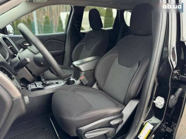 Джип Чероки, объемом двигателя 2.4 л и пробегом 87 тыс. км за 15350 $, фото 20 на Automoto.ua