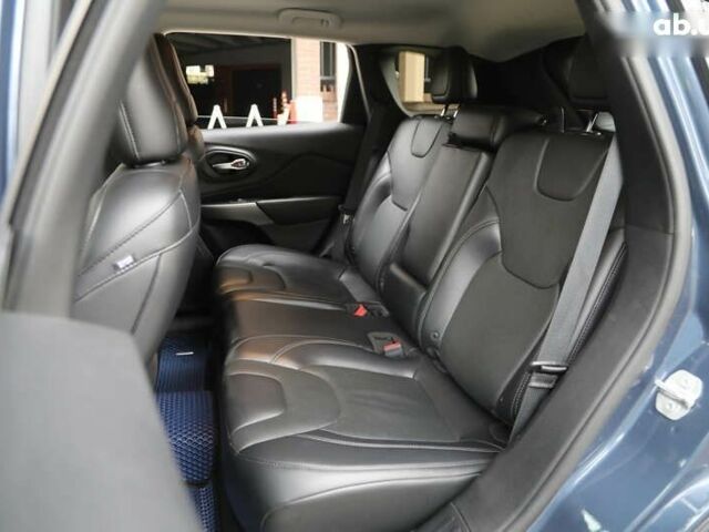 Джип Чероки, объемом двигателя 3.2 л и пробегом 157 тыс. км за 18500 $, фото 8 на Automoto.ua