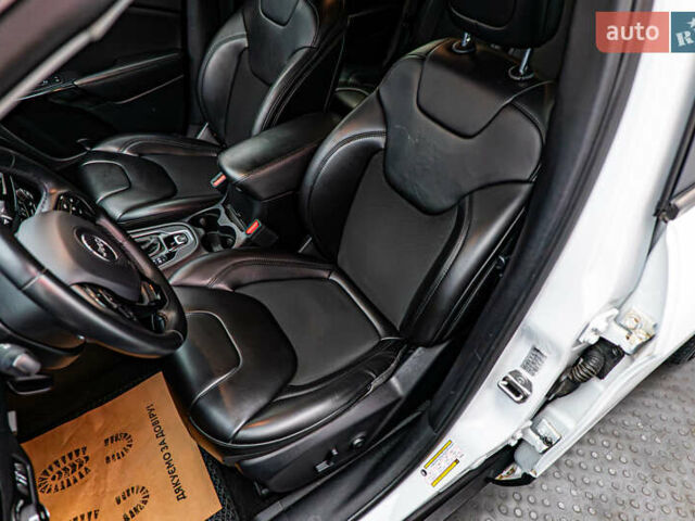 Джип Чероки, объемом двигателя 2.4 л и пробегом 114 тыс. км за 17339 $, фото 8 на Automoto.ua