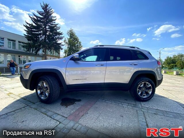 Джип Cherokee, об'ємом двигуна 3.2 л та пробігом 38 тис. км за 22000 $, фото 1 на Automoto.ua