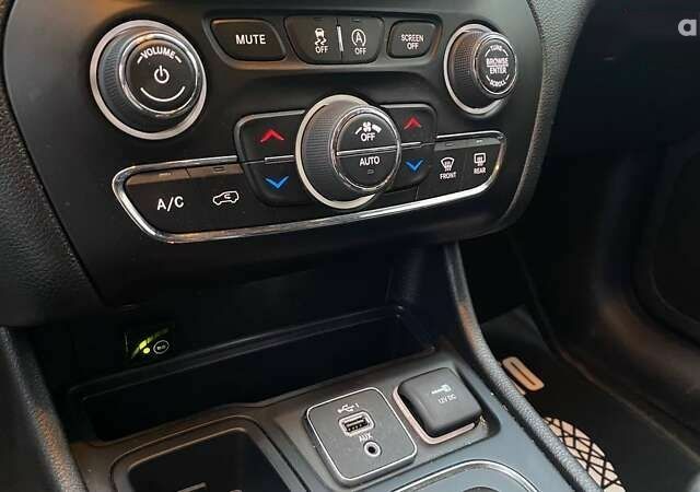 Джип Cherokee, об'ємом двигуна 0 л та пробігом 142 тис. км за 17000 $, фото 21 на Automoto.ua