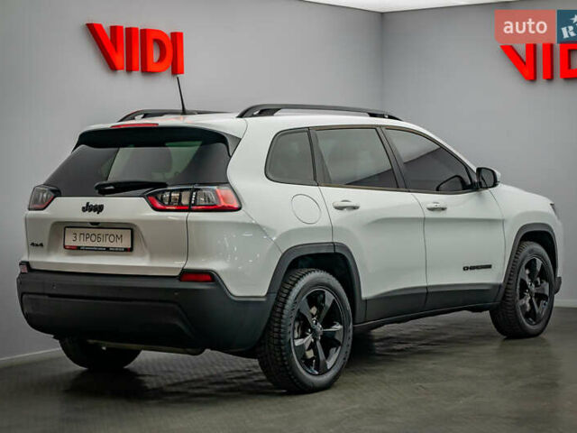 Джип Чероки, объемом двигателя 2.4 л и пробегом 114 тыс. км за 17339 $, фото 1 на Automoto.ua