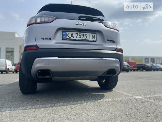 Джип Cherokee, об'ємом двигуна 2 л та пробігом 104 тис. км за 16000 $, фото 12 на Automoto.ua