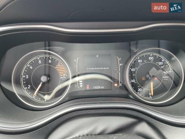Джип Cherokee, об'ємом двигуна 3.24 л та пробігом 21 тис. км за 2900 $, фото 8 на Automoto.ua