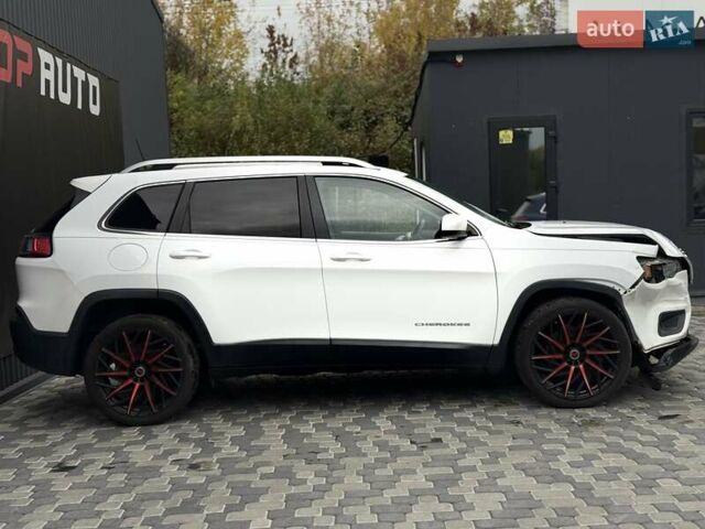 Джип Cherokee, об'ємом двигуна 2.36 л та пробігом 183 тис. км за 9999 $, фото 5 на Automoto.ua