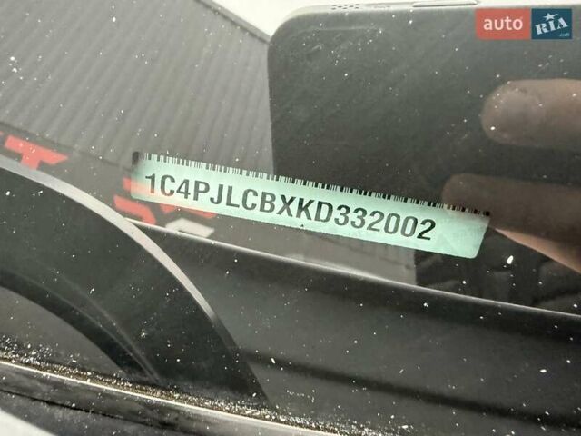 Джип Cherokee, об'ємом двигуна 2.36 л та пробігом 183 тис. км за 9999 $, фото 34 на Automoto.ua