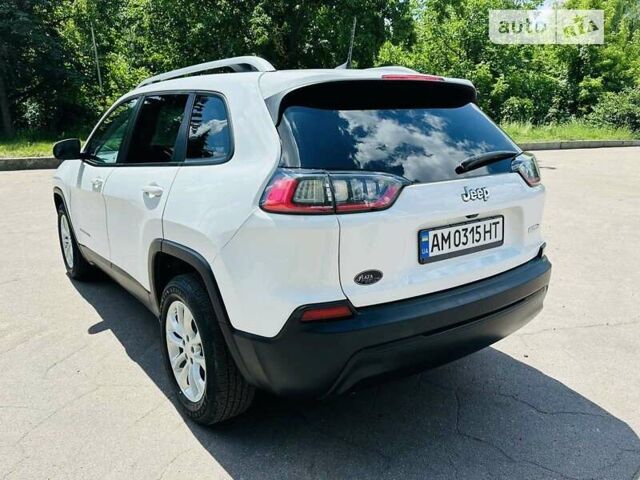 Джип Чероки, объемом двигателя 2.4 л и пробегом 27 тыс. км за 17700 $, фото 7 на Automoto.ua