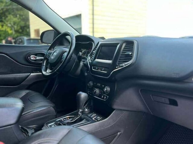 Джип Чероки, объемом двигателя 3.2 л и пробегом 73 тыс. км за 18300 $, фото 22 на Automoto.ua
