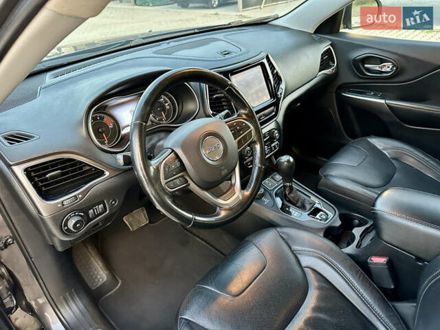 Джип Чероки, объемом двигателя 3.24 л и пробегом 159 тыс. км за 19300 $, фото 19 на Automoto.ua