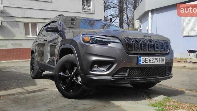 Джип Cherokee, об'ємом двигуна 2.36 л та пробігом 64 тис. км за 20000 $, фото 4 на Automoto.ua