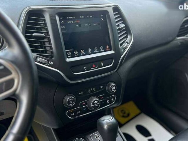 Джип Чероки, объемом двигателя 3.2 л и пробегом 110 тыс. км за 22990 $, фото 19 на Automoto.ua