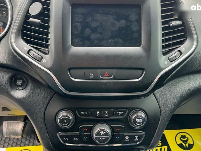 Джип Чероки, объемом двигателя 2.4 л и пробегом 16 тыс. км за 19400 $, фото 12 на Automoto.ua