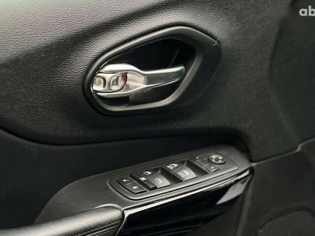 Джип Чероки, объемом двигателя 0 л и пробегом 158 тыс. км за 17500 $, фото 9 на Automoto.ua