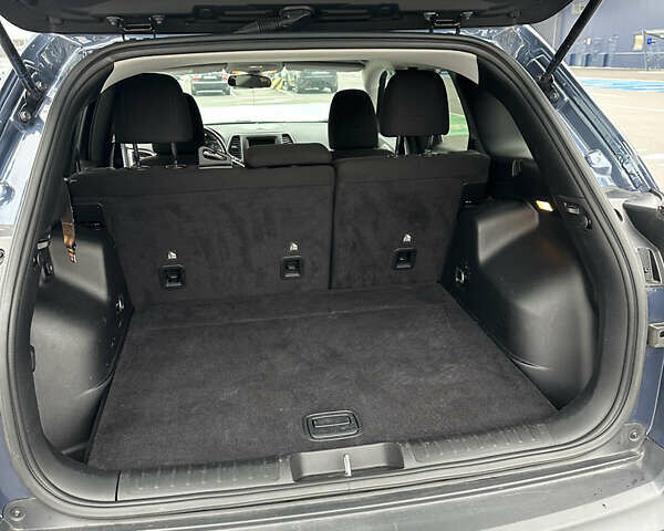 Джип Чероки, объемом двигателя 2.36 л и пробегом 80 тыс. км за 15300 $, фото 18 на Automoto.ua