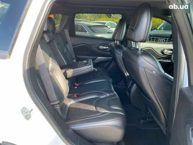 Джип Cherokee, об'ємом двигуна 3.2 л та пробігом 124 тис. км за 18900 $, фото 23 на Automoto.ua