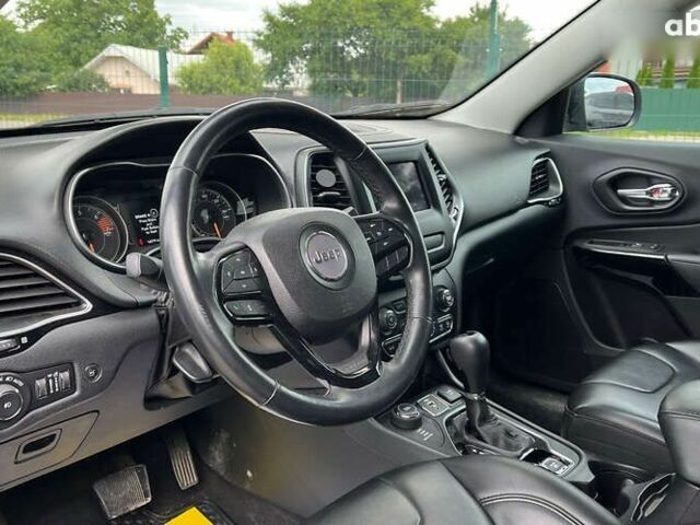 Джип Чероки, объемом двигателя 2.4 л и пробегом 16 тыс. км за 19400 $, фото 6 на Automoto.ua