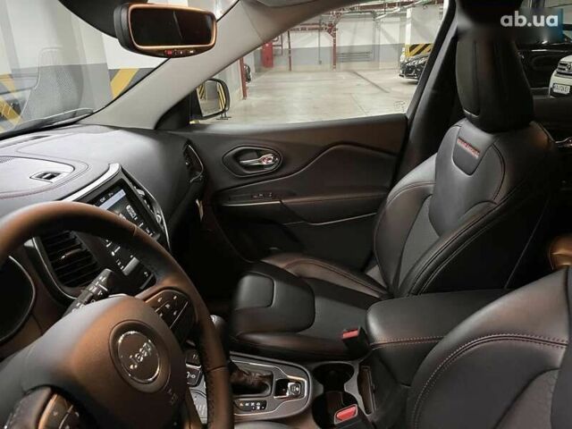 Джип Чероки, объемом двигателя 3.2 л и пробегом 3 тыс. км за 31400 $, фото 29 на Automoto.ua