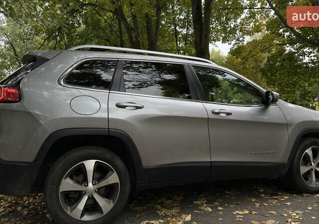 Джип Cherokee, об'ємом двигуна 2.36 л та пробігом 90 тис. км за 19800 $, фото 26 на Automoto.ua