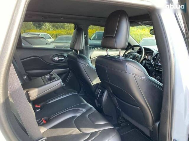 Джип Cherokee, об'ємом двигуна 3.2 л та пробігом 124 тис. км за 18900 $, фото 24 на Automoto.ua