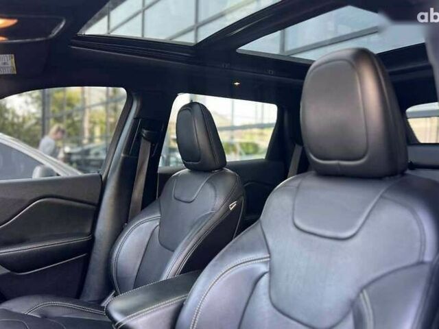 Джип Чероки, объемом двигателя 3.2 л и пробегом 110 тыс. км за 22990 $, фото 12 на Automoto.ua