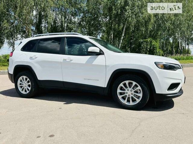 Джип Чероки, объемом двигателя 2.4 л и пробегом 27 тыс. км за 17700 $, фото 2 на Automoto.ua