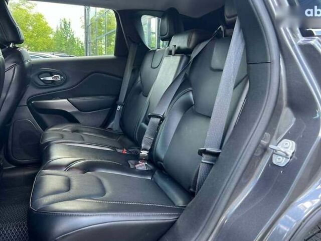 Джип Чероки, объемом двигателя 3.2 л и пробегом 73 тыс. км за 18300 $, фото 26 на Automoto.ua