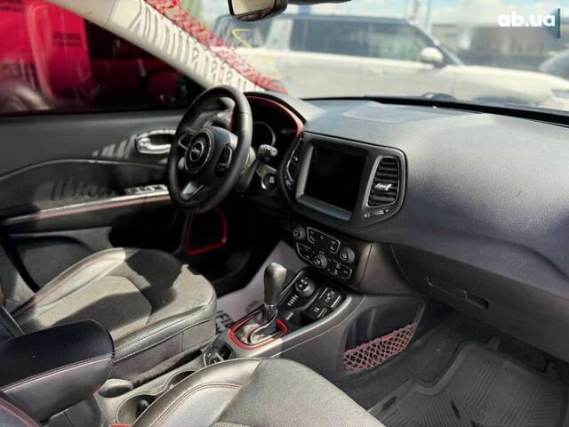 Джип Cherokee, об'ємом двигуна 2.4 л та пробігом 197 тис. км за 8500 $, фото 6 на Automoto.ua