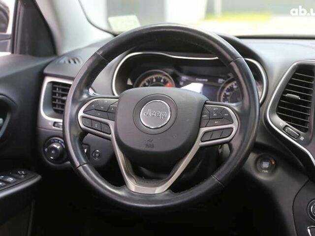 Джип Cherokee, об'ємом двигуна 3.2 л та пробігом 124 тис. км за 20900 $, фото 15 на Automoto.ua