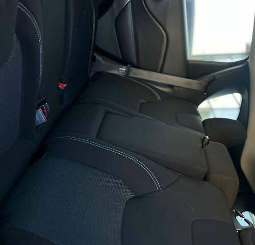 Джип Cherokee, об'ємом двигуна 2.4 л та пробігом 90 тис. км за 18500 $, фото 24 на Automoto.ua