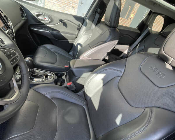 Джип Чероки, объемом двигателя 3.24 л и пробегом 30 тыс. км за 19400 $, фото 40 на Automoto.ua