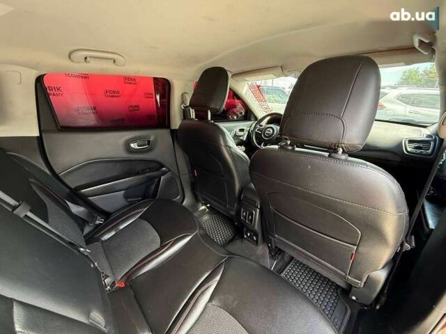 Джип Cherokee, об'ємом двигуна 2.4 л та пробігом 197 тис. км за 8500 $, фото 4 на Automoto.ua