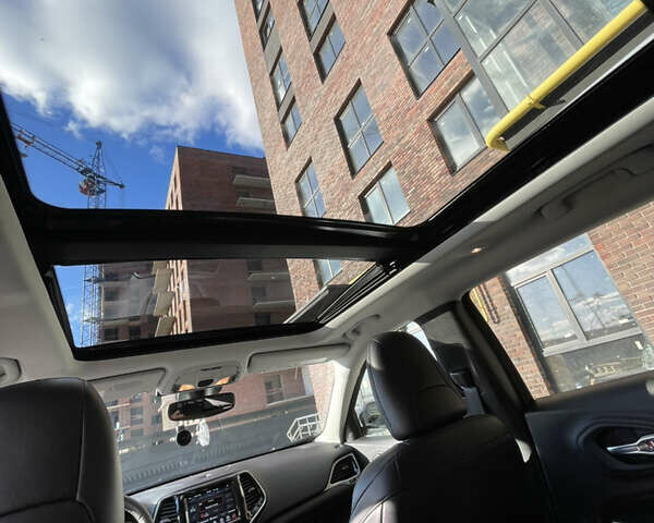Джип Чероки, объемом двигателя 3.24 л и пробегом 30 тыс. км за 19400 $, фото 49 на Automoto.ua