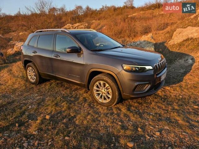 Джип Чероки, объемом двигателя 2.36 л и пробегом 90 тыс. км за 18800 $, фото 2 на Automoto.ua